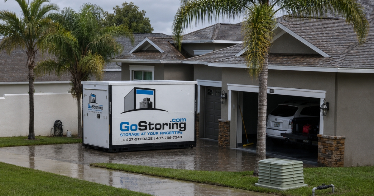 GoStoring pod on rainy orlando driveway
